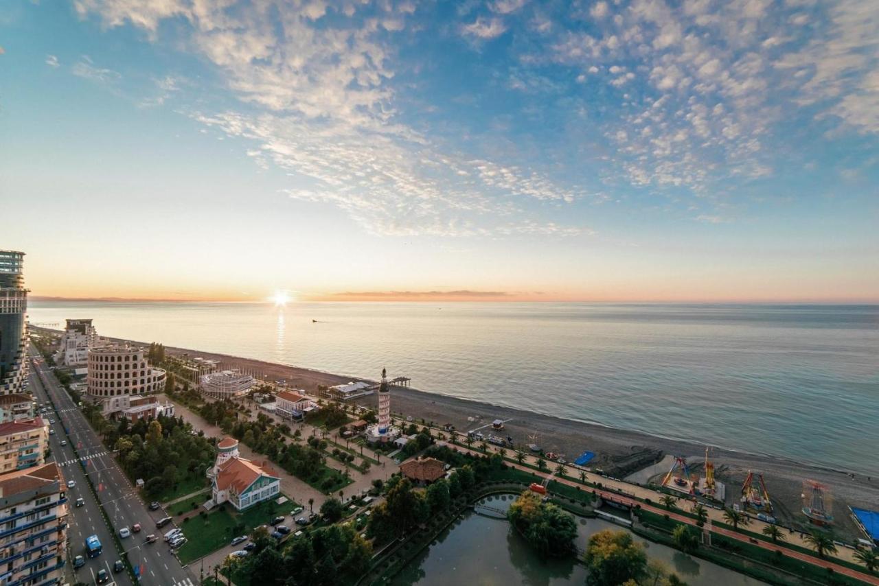 Orbi City Luxury Towers Aparthotel Batumi Eksteriør bilde