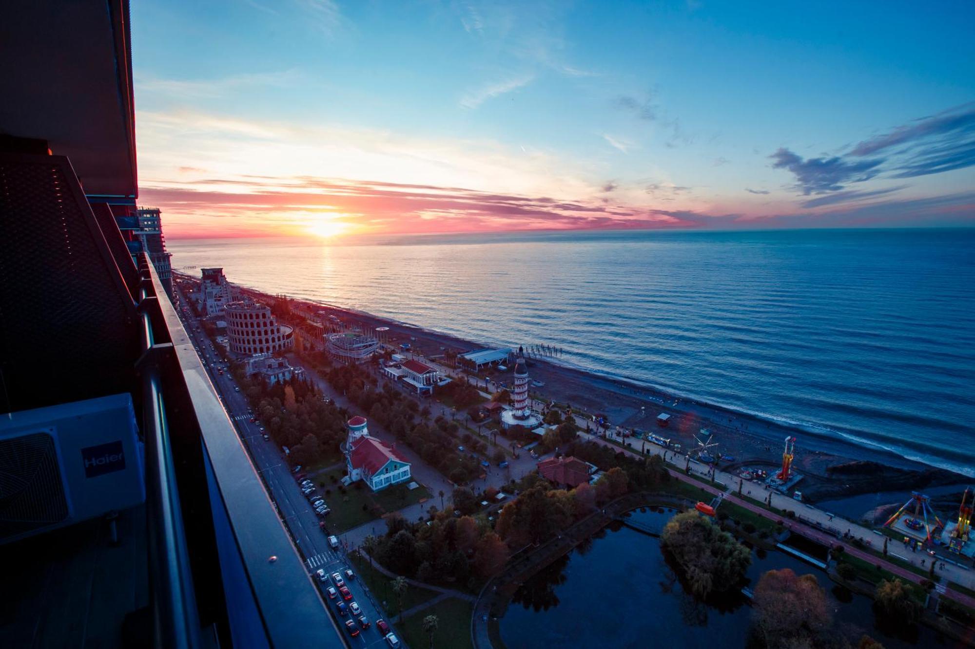 Orbi City Luxury Towers Aparthotel Batumi Eksteriør bilde